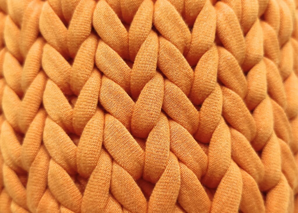 Crochet with mesh yarn Crochet with mesh yarn